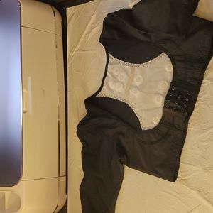 New posture correcting/upper arm slimming